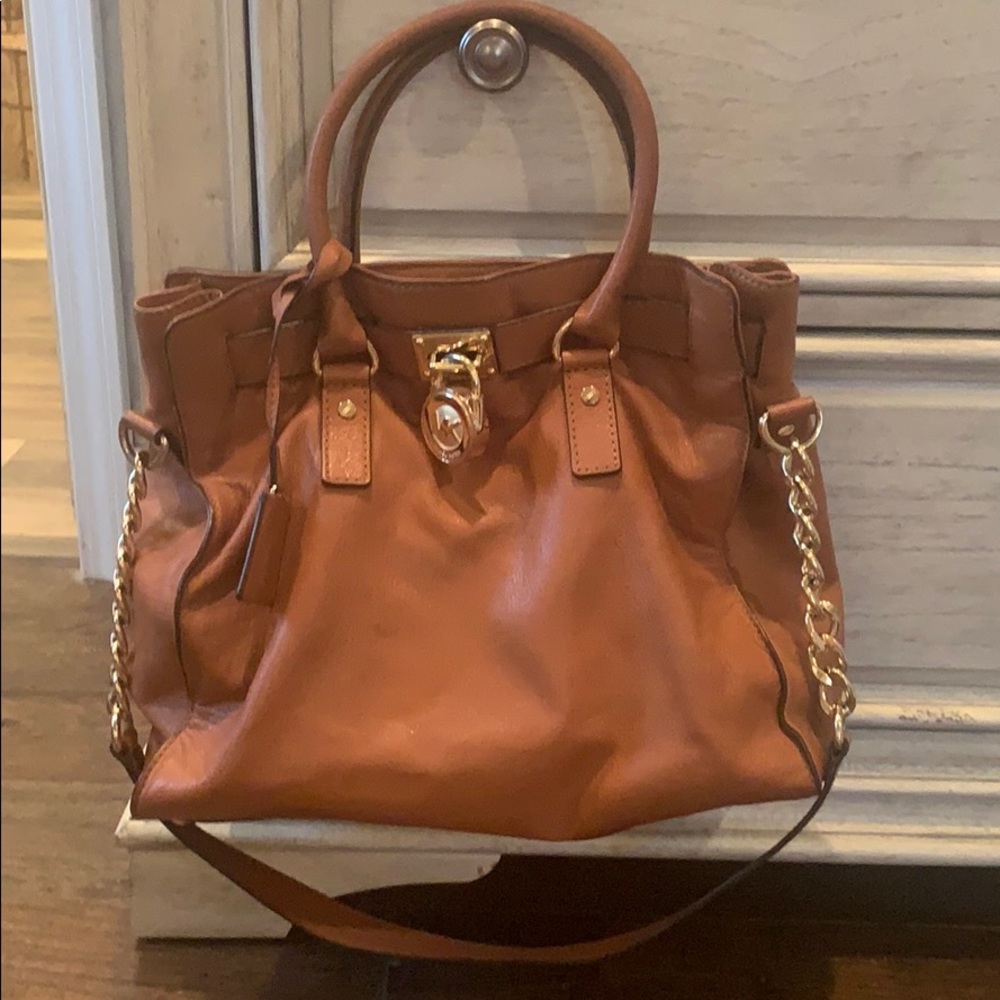 Michael Kore purse